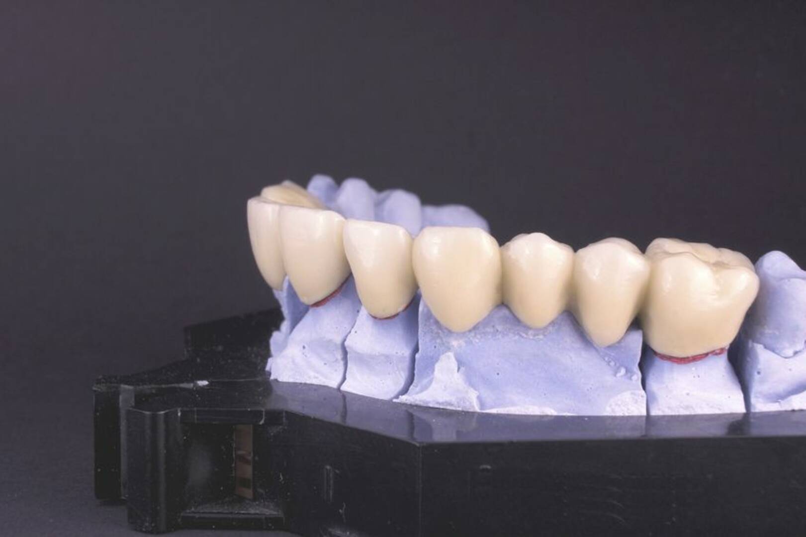 Pearl Works Dental